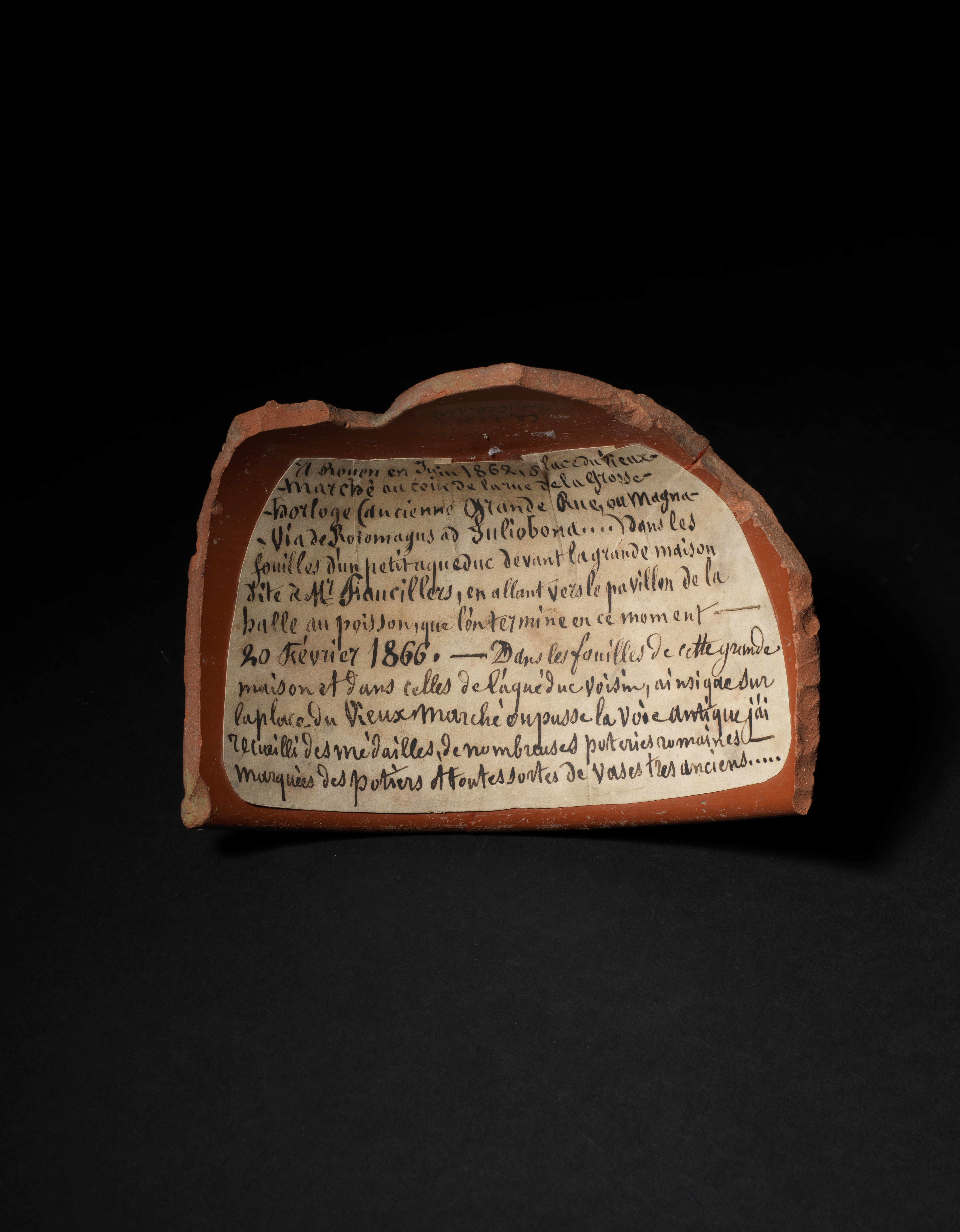 Fragment de céramique sigillée