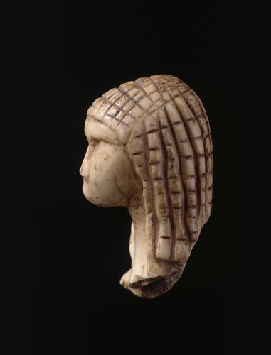 Dame de Brassempouy (vue de profil gauche)